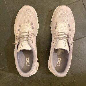 On Running CloudTec shoes- Lavender color!